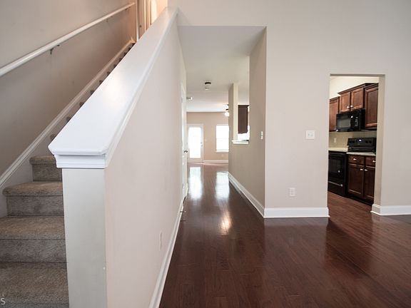 2nd image of 358 Highland Pointe Cir E