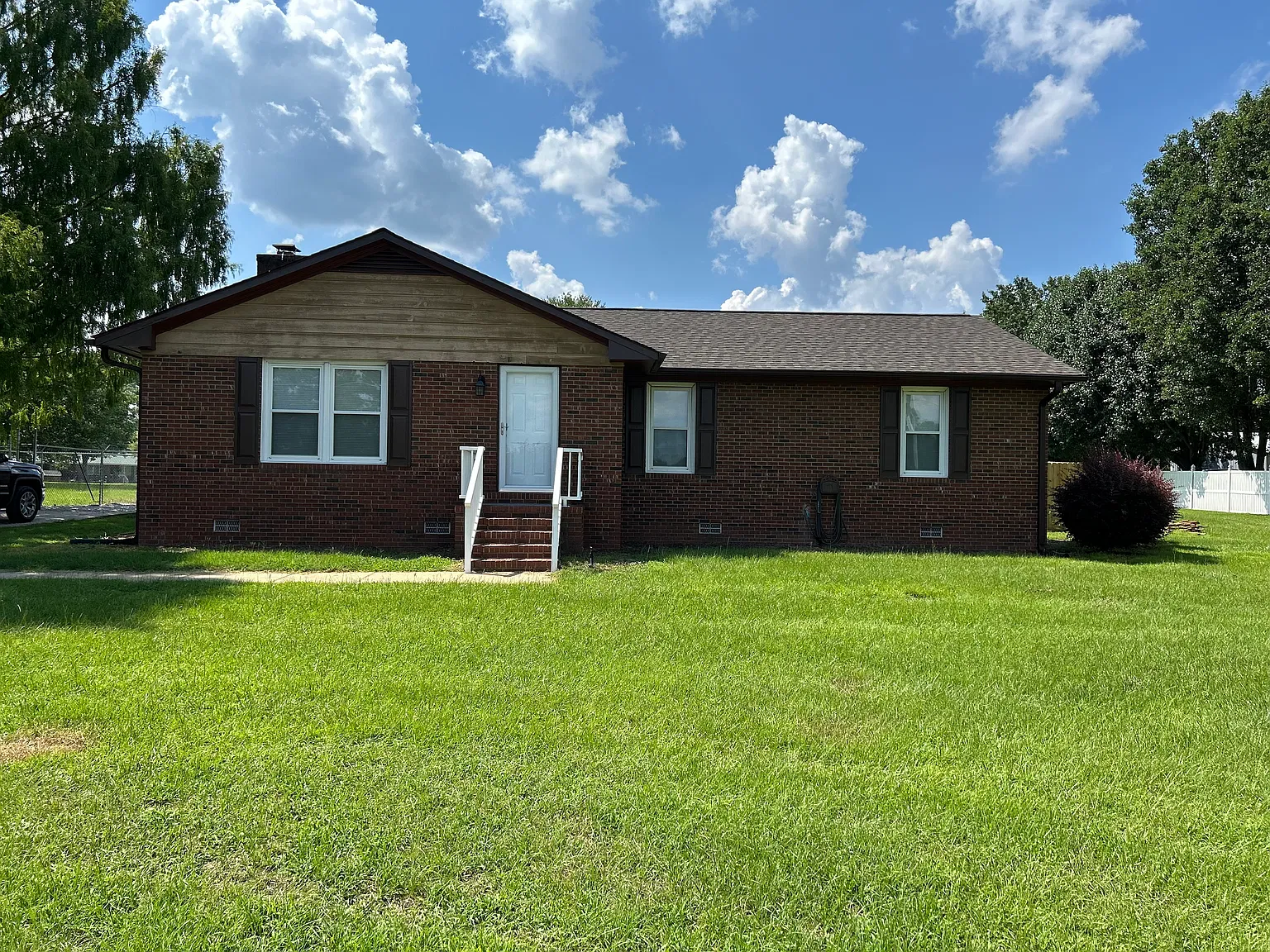 N Shiloh Rd, Garner — Photo 1