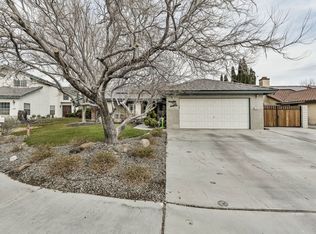 1212 Jennifer Ct, Ridgecrest, CA 93555