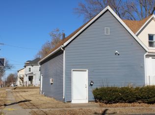 830 W 14th St, Davenport, IA