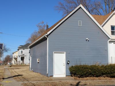830 W 14th St, Davenport, IA, 52804