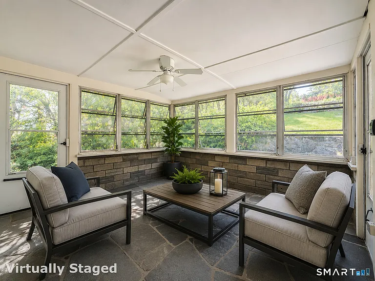 2326 Old Town Rd — Photo 4