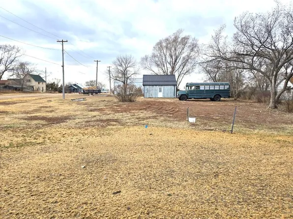 S Maple St, Saint Lawrence, SD 57373