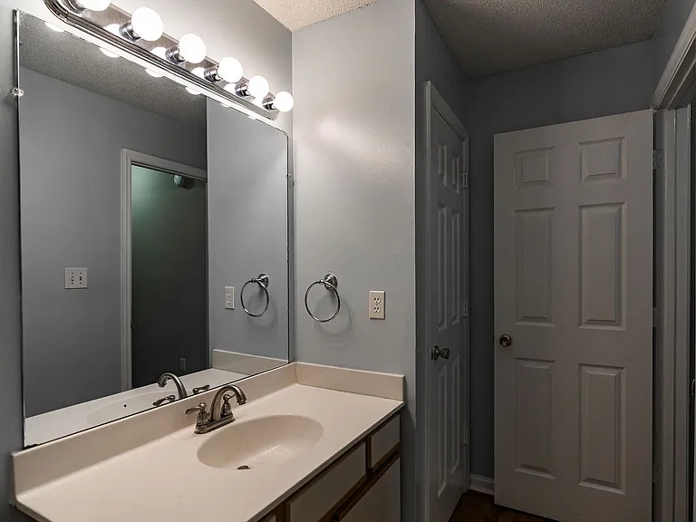 345 Research Dr #61 — Photo 20