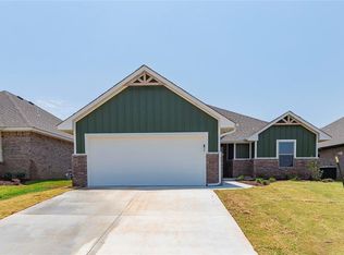 8400 NW 163rd Ter, Edmond, OK 73013