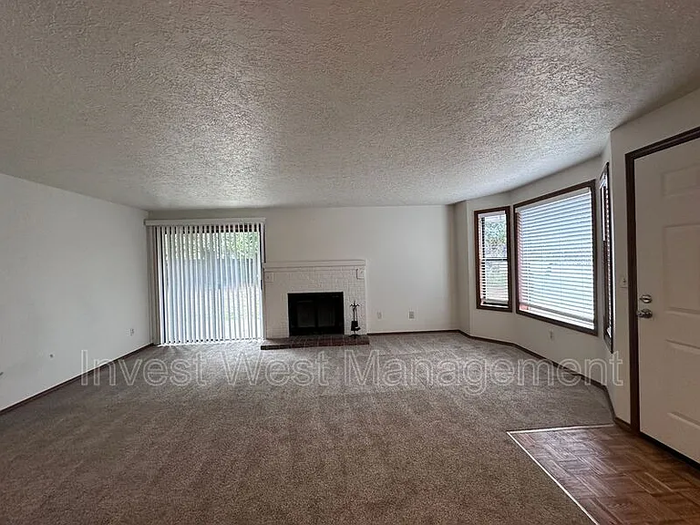 1904 SE Blairmont Dr — Photo 14