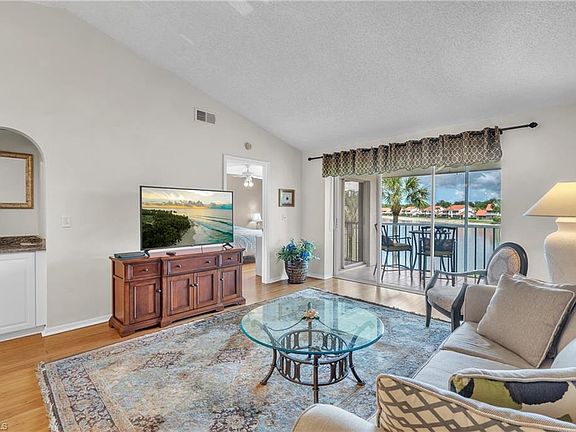 2nd image of 505 Mardel DR #109