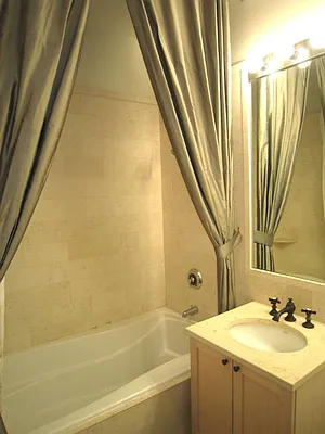 Rented by Bond New York | media 17