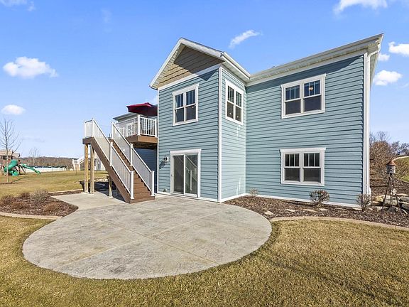 4th image of N3939 Prairie Ridge LANE