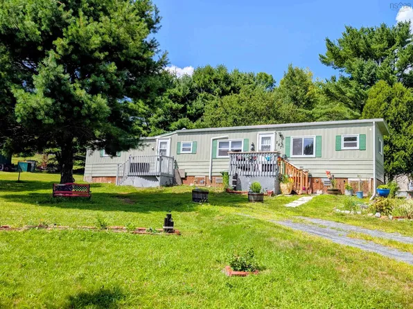 287 Leary Fraser Rd, Lunenburg, NS B4V 5S7