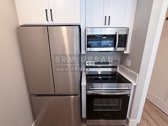 2nd image of 4767 Mansfield St APT 13