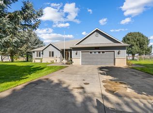 75077 W Oregon Ln, Irrigon, OR 97844