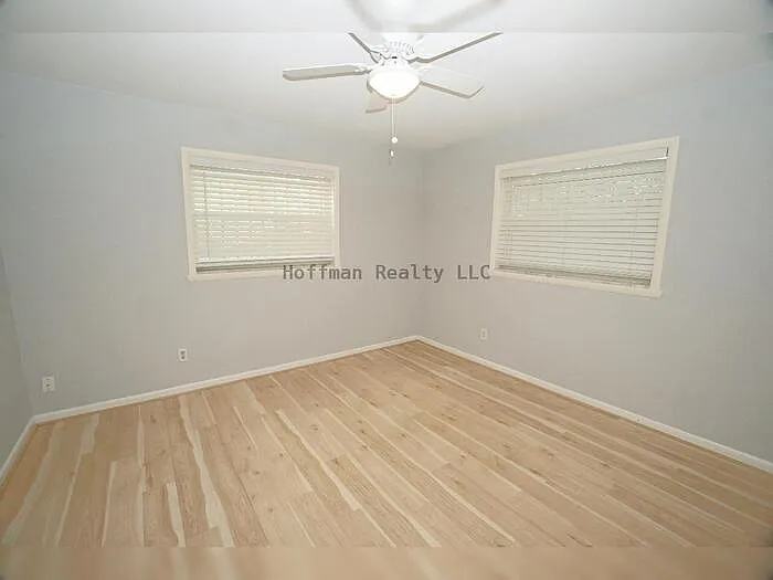207 N Gomez Ave — Photo 7