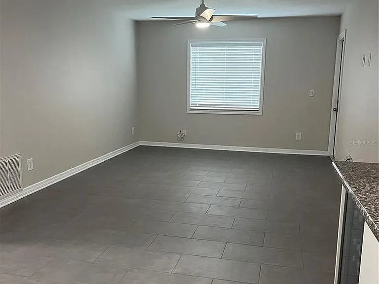 528 Golden Raintree Pl — Photo 8