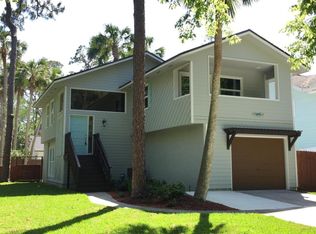 640 Palm Ave, Atlantic Beach, FL 32233