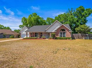 404 Kilkenny Way, Cantonment, FL 32533