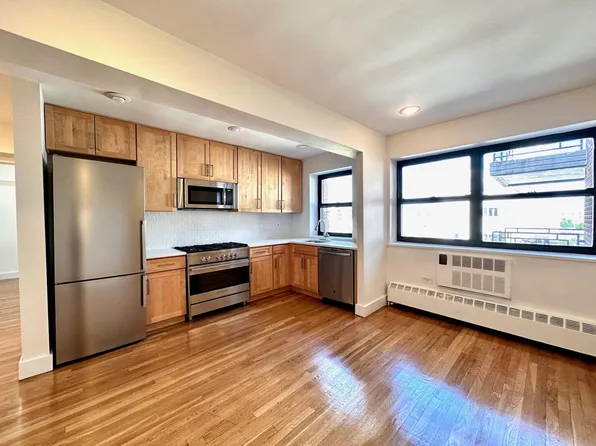 14945 Northern Blvd APT 5U, Flushing, NY 11354