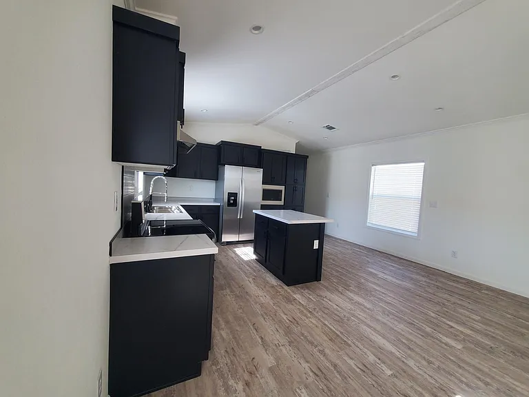 Kitchen / dining room