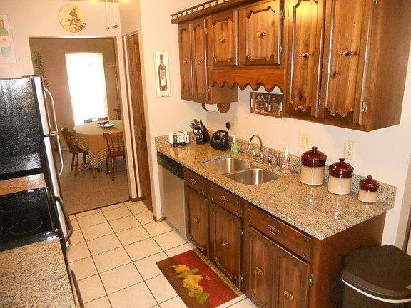 5th image of 3320 Triplecrown Dr