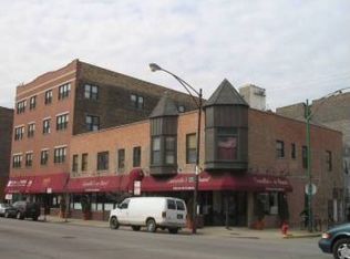 1142 W Grand Ave APT 2R, Chicago, IL 60642