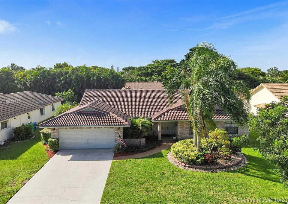 1st image of 9000 NW 49th Pl