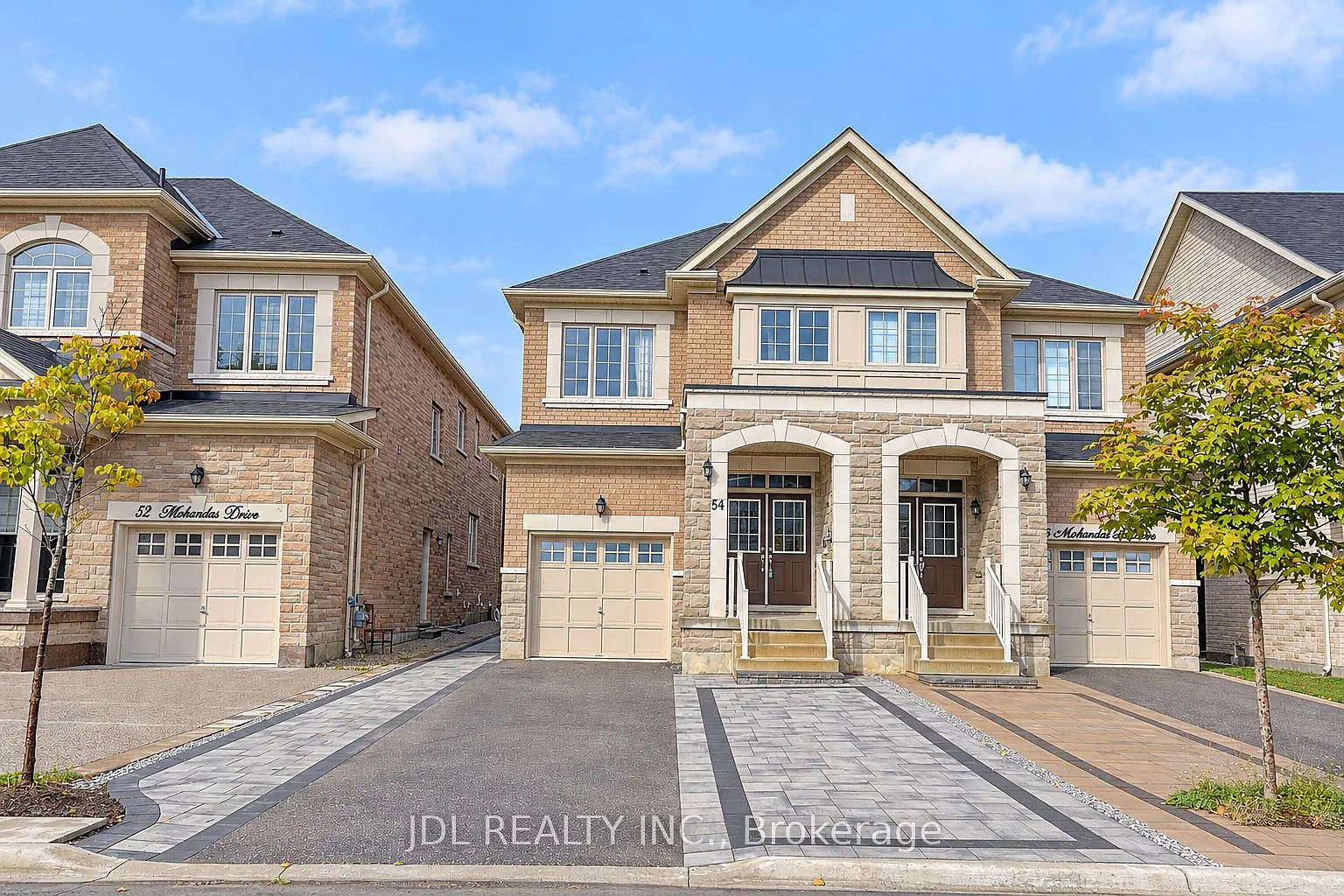 4 bed, $3,300 — Photo 2