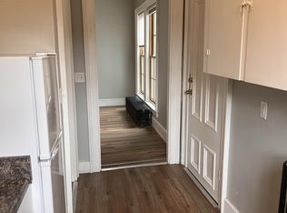 68 Pleasant St #8, Auburn, ME 04210