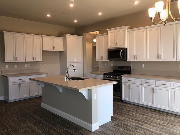 Lot 207 Kitchen