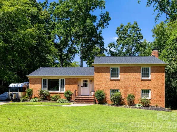 4021 Rutherford Dr, Charlotte, NC 28210