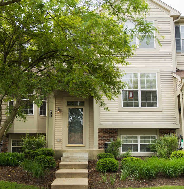 1st image of 741 Cherry Creek Dr