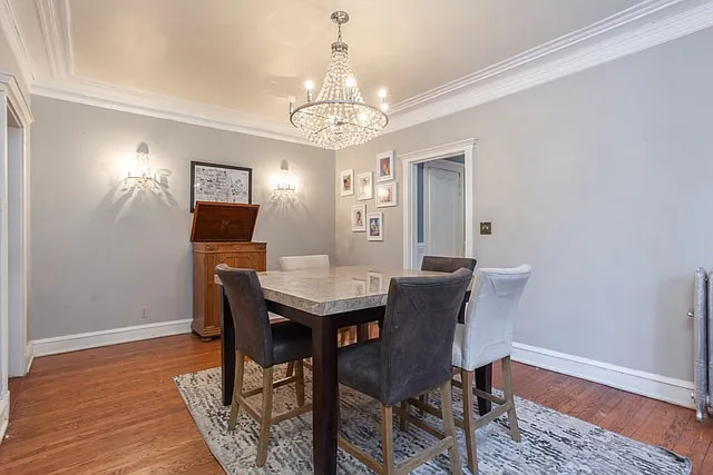 4174 N Clarendon Ave — Photo 9