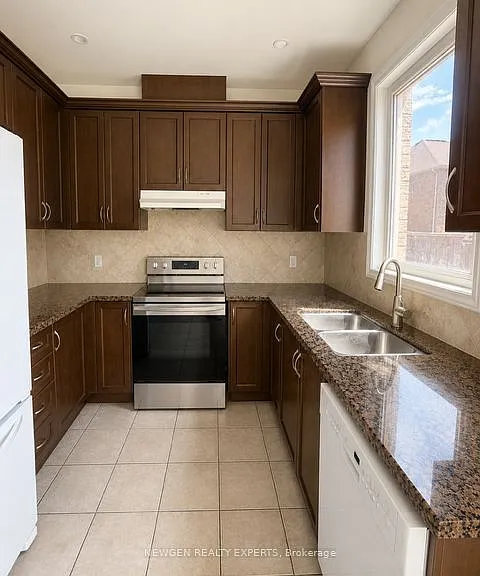 5 Franktown Dr — Photo 5