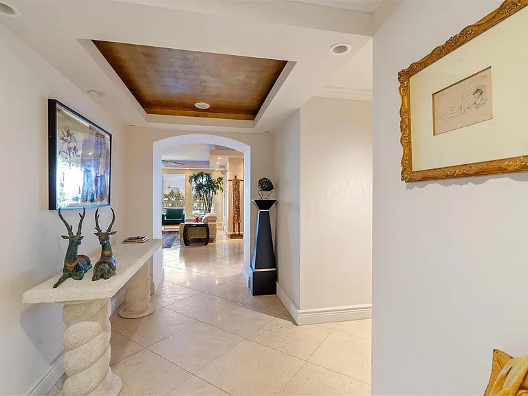 209 N Birch Rd #401 — Photo 19