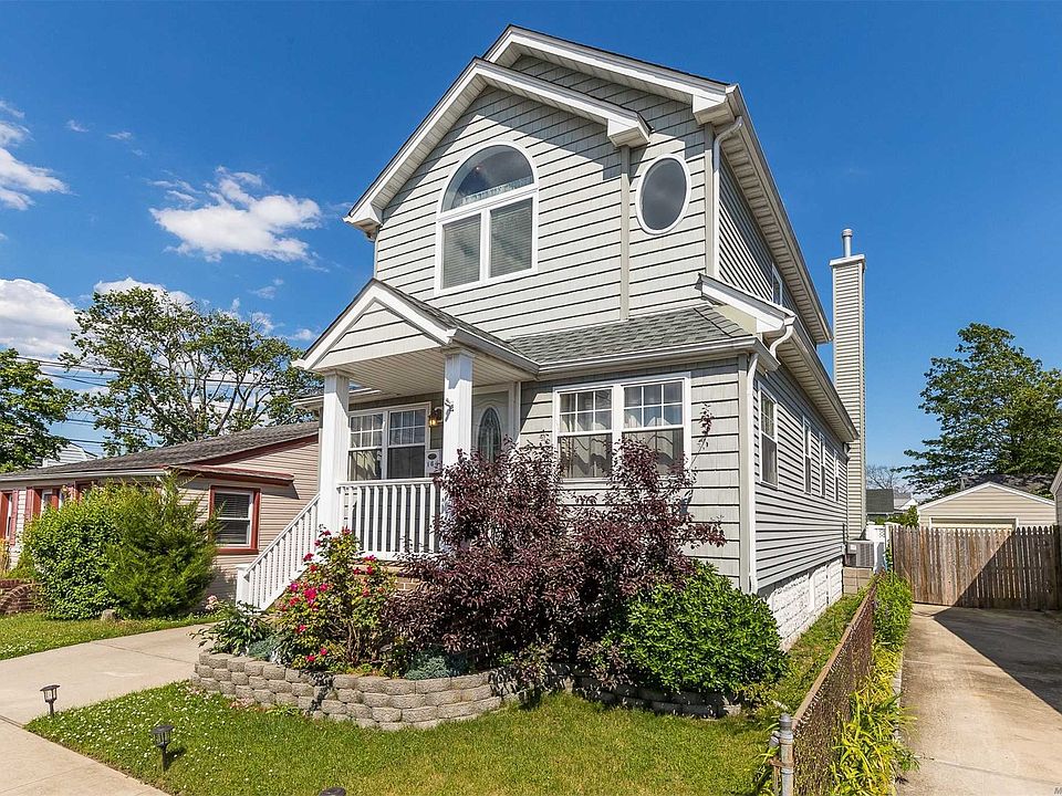 1st image of 164 Baisley Ave