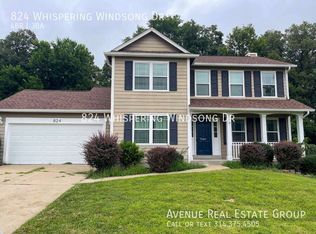824 Whispering Windsong Dr, O'Fallon, MO 63366