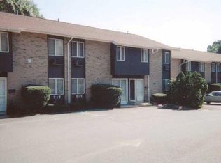 57 Rock Spring Rd APT 16, Stamford, CT 06906