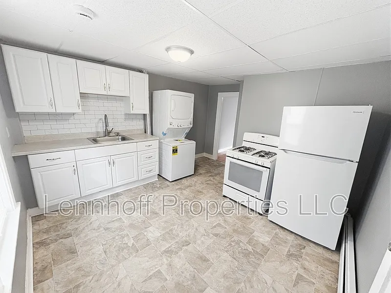 72-74 Portland St #2L