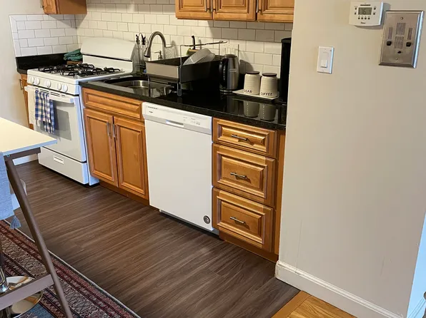16 Walnut Ct, Arlington, MA 02476