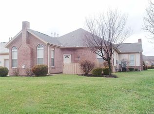 8401 Royal Birkdale Dr, Dayton, OH 45458