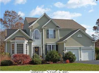 10 Cord Grass Ln, Old Lyme, CT 06371