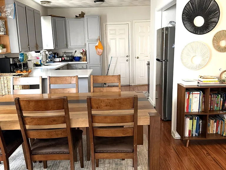 28 Radcliffe Ave #1 — Photo 11