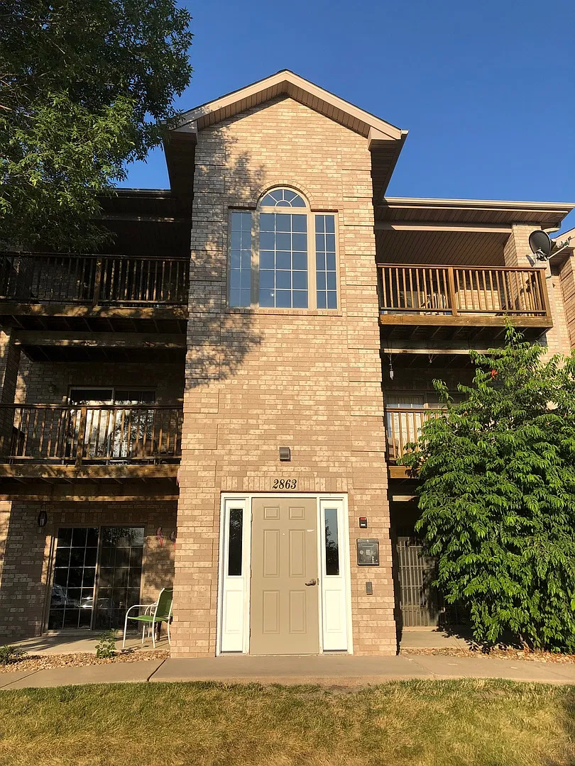 Nice 2br Condo in Coralville close to shopping & interstate — Photo 3