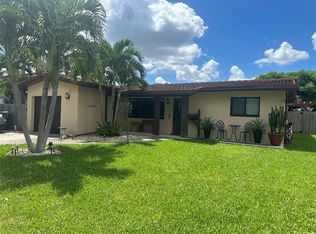 4445 NW 18th Ave, Oakland Park, FL 33309