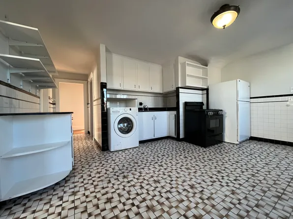 254 Rantoul St #2, Beverly, MA 01915