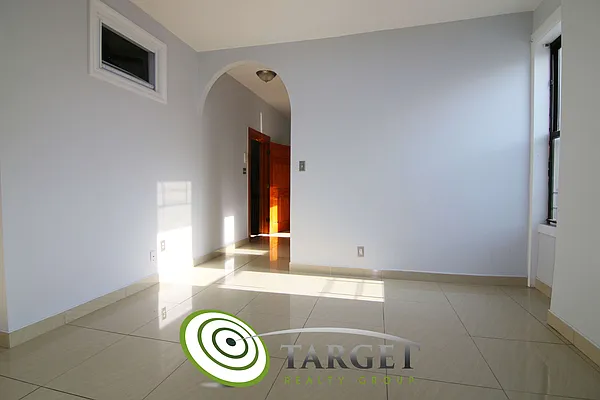 Rented by Target Realty Group | media 20