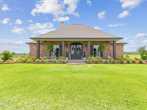 1915 Crochet Rd, New Iberia, LA 70563