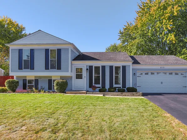 815 Tanglewood Dr, Algonquin, IL 60102
