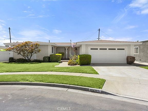 2nd image of 10411 Larry Dr