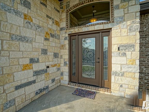 3rd image of 4311 Coronado Ct