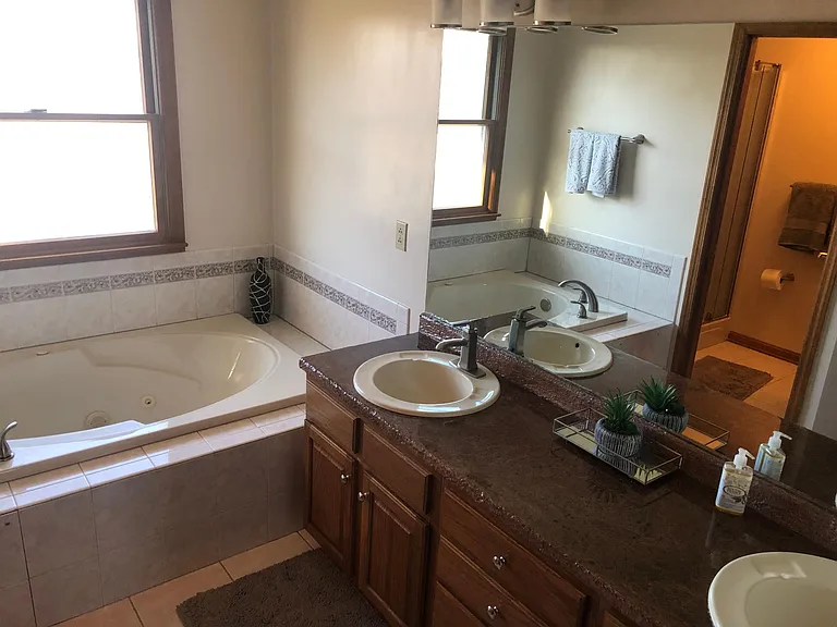 1555 Network Dr — Photo 21